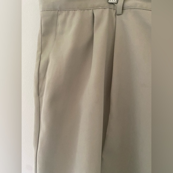 Windham Pointe Men's Size 46 Beige Chino Shorts VG Condition!!! - Picture 4 of 4
